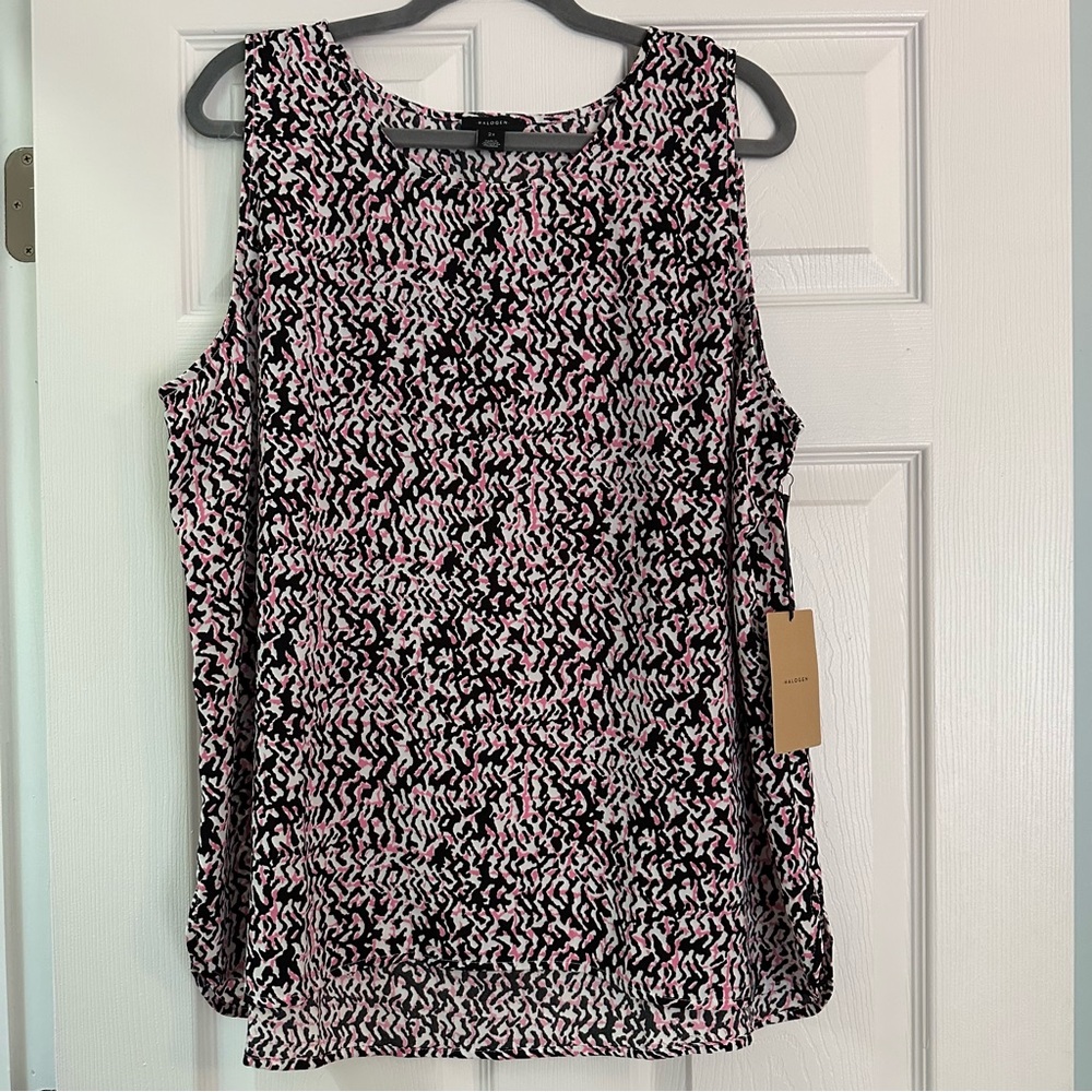 NWT 2X tank w/ pink, black, white print